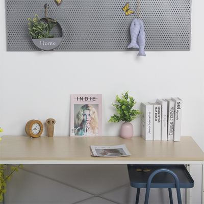 Wooden Surface Northern Europe Style Metal Computer Table Shelf Desk for Home Product