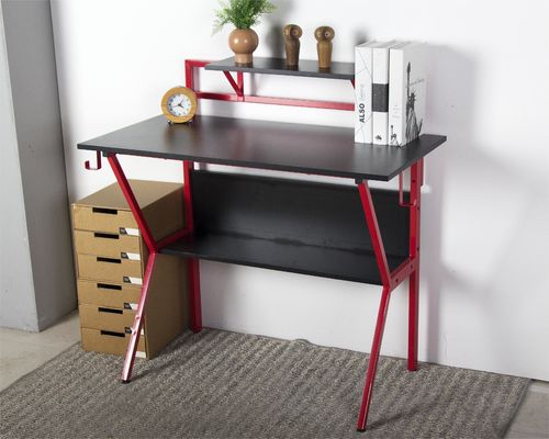 Office Gaming Desk in Northern Europe Style with Simple Design and Customized Color